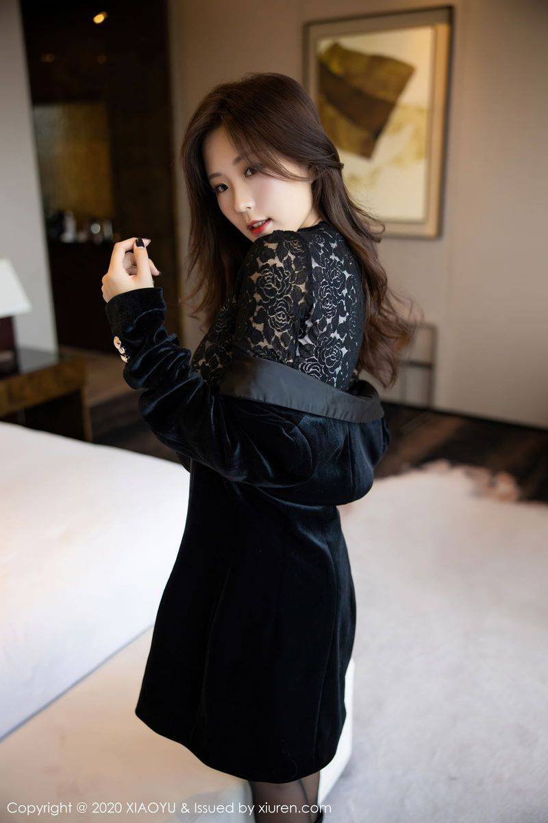 语画界美女模特杨紫嫣Cynthia都市风格黑丝美腿娇媚动人写真-28