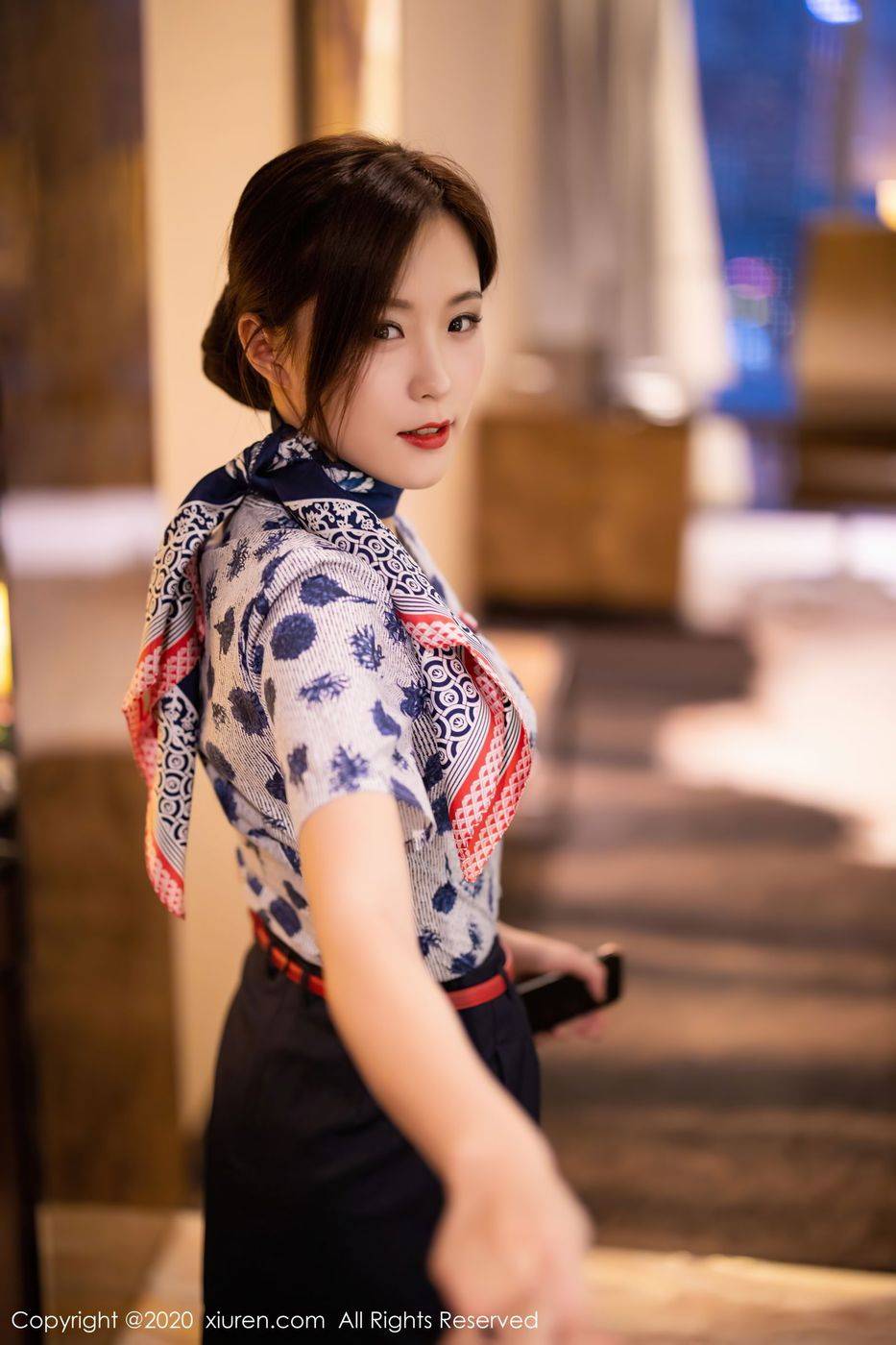 语画界性感女神杨紫嫣Cynthia黑丝美腿空乘制服系列娇媚写真-82