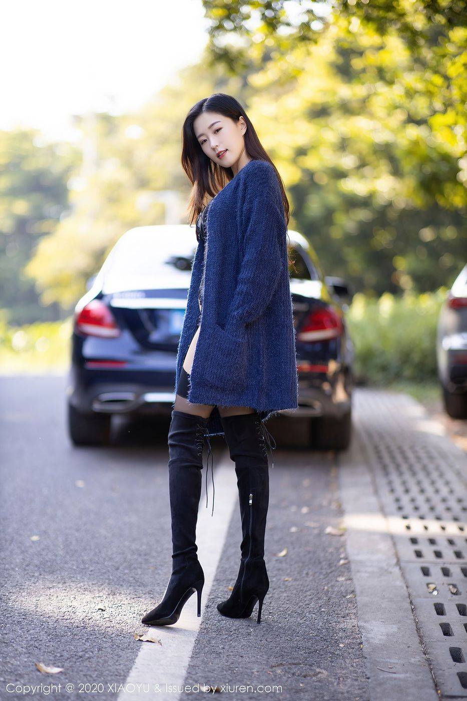 语画界美女模特杨紫嫣Cynthia黑丝美腿+香车美人户外性感车拍-6