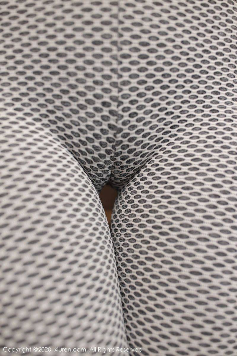 秀人网美女模特鱼子酱Fish健身房运动邂逅私房系列性感写真-21