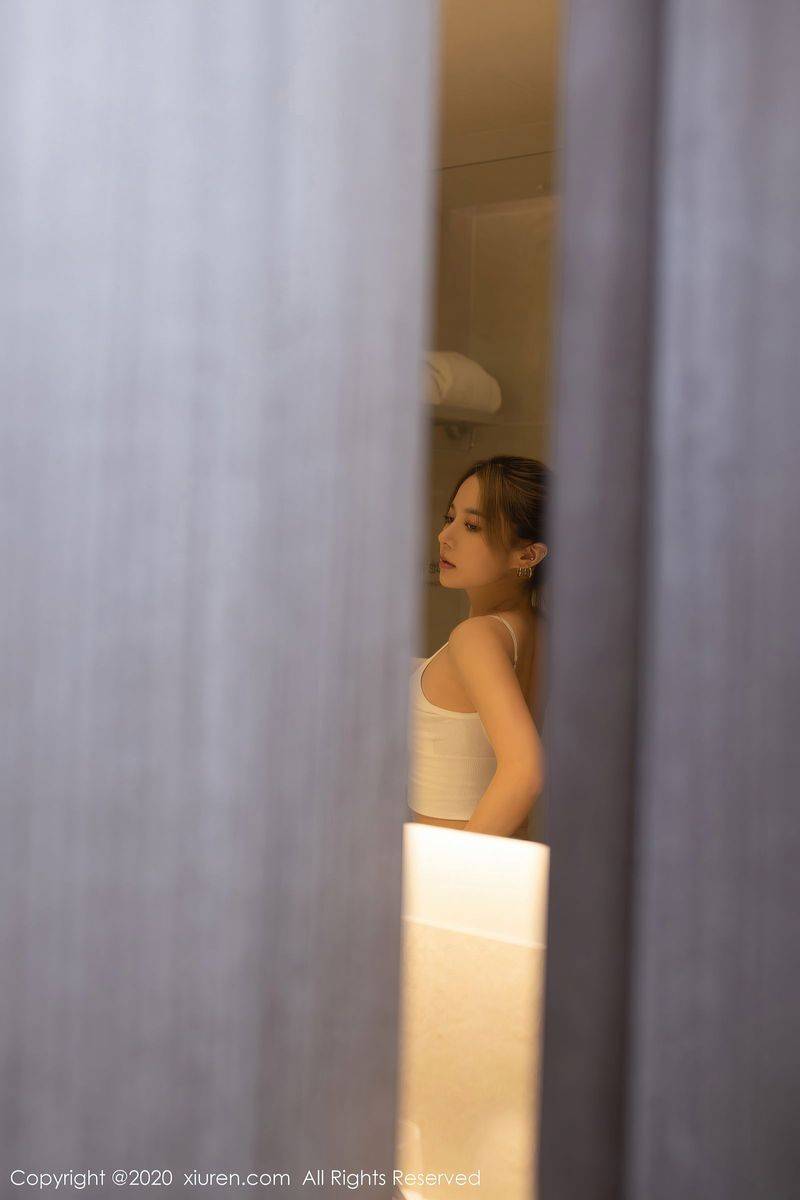 秀人网美女模特鱼子酱Fish健身房运动邂逅私房系列性感写真-34