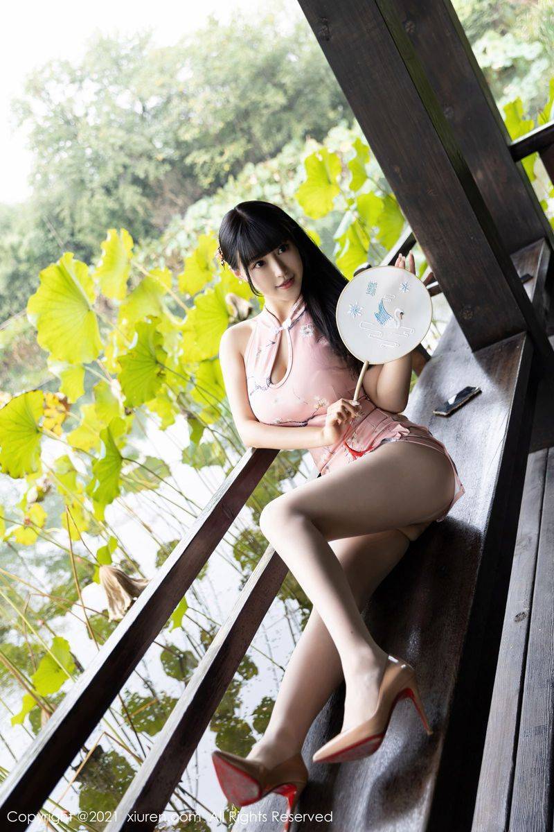 秀人网性感姐妹花Flower朱可儿&玥儿玥er丝袜美腿媚态合集-21