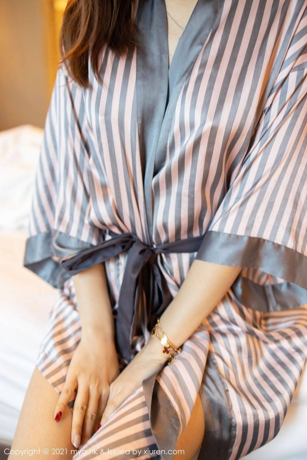 美媛馆性感女神绮里嘉ula修长美腿轻透睡衣浅裹系列套图-58