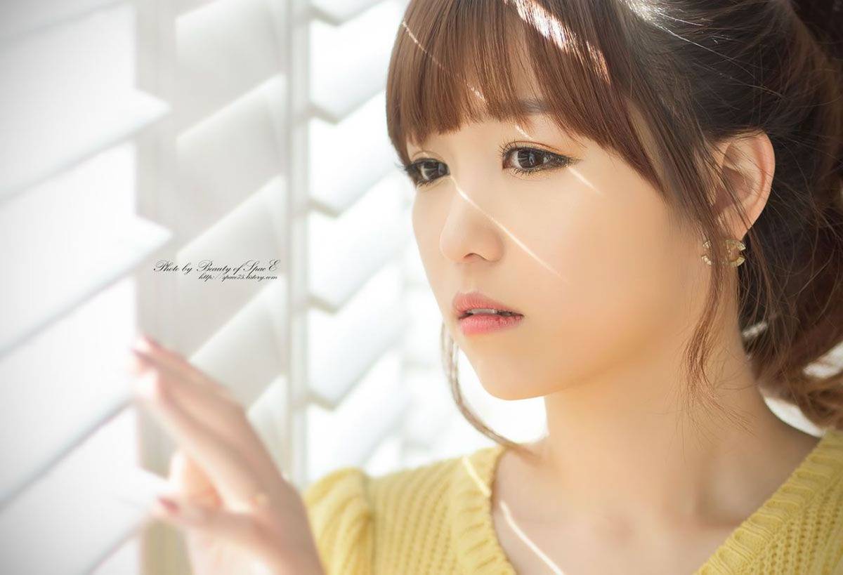 韩国美女模特李恩慧都市丽人风修长美腿职场OL装扮写真-41