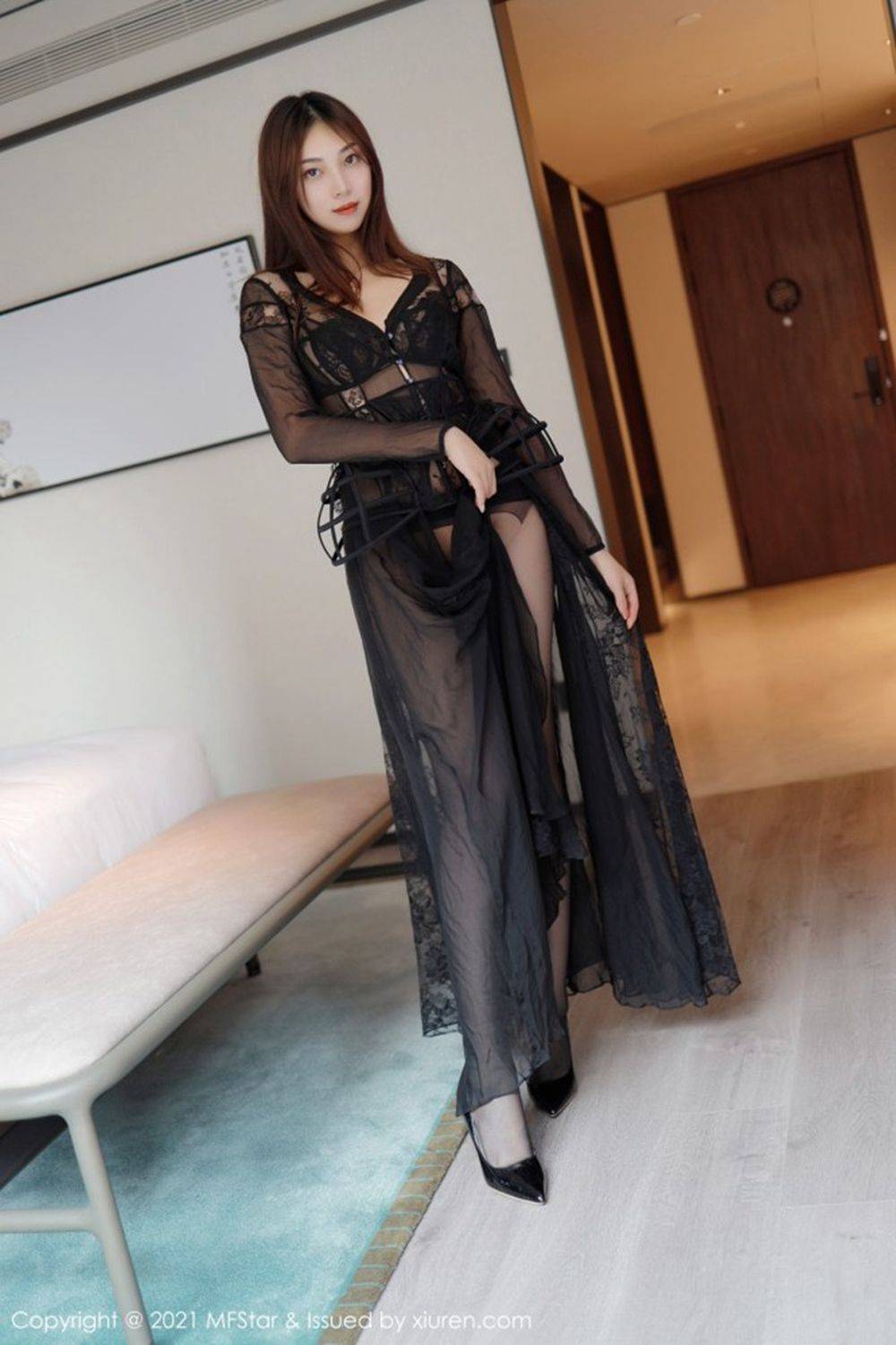 模范学院美女模特郑颖姗Bev薄而透黑色镂空服饰系列写真-2