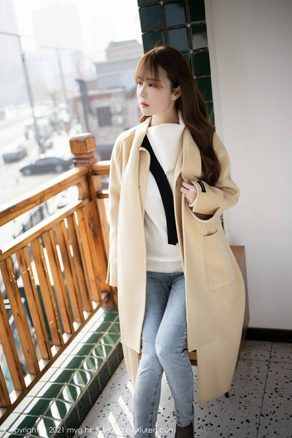 美媛馆新人模特小兜儿飒爽牛仔裤与黑丝美腿魅惑首套写真-78