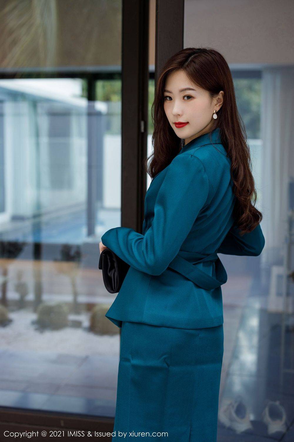 爱蜜社美女模特杨紫嫣Cynthia丝袜美腿职场OL系列性感写真-5