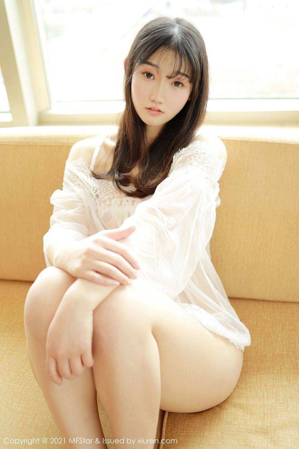 模范学院新人模特母崽崽轻薄服饰阳光午后性感魅力写真-2