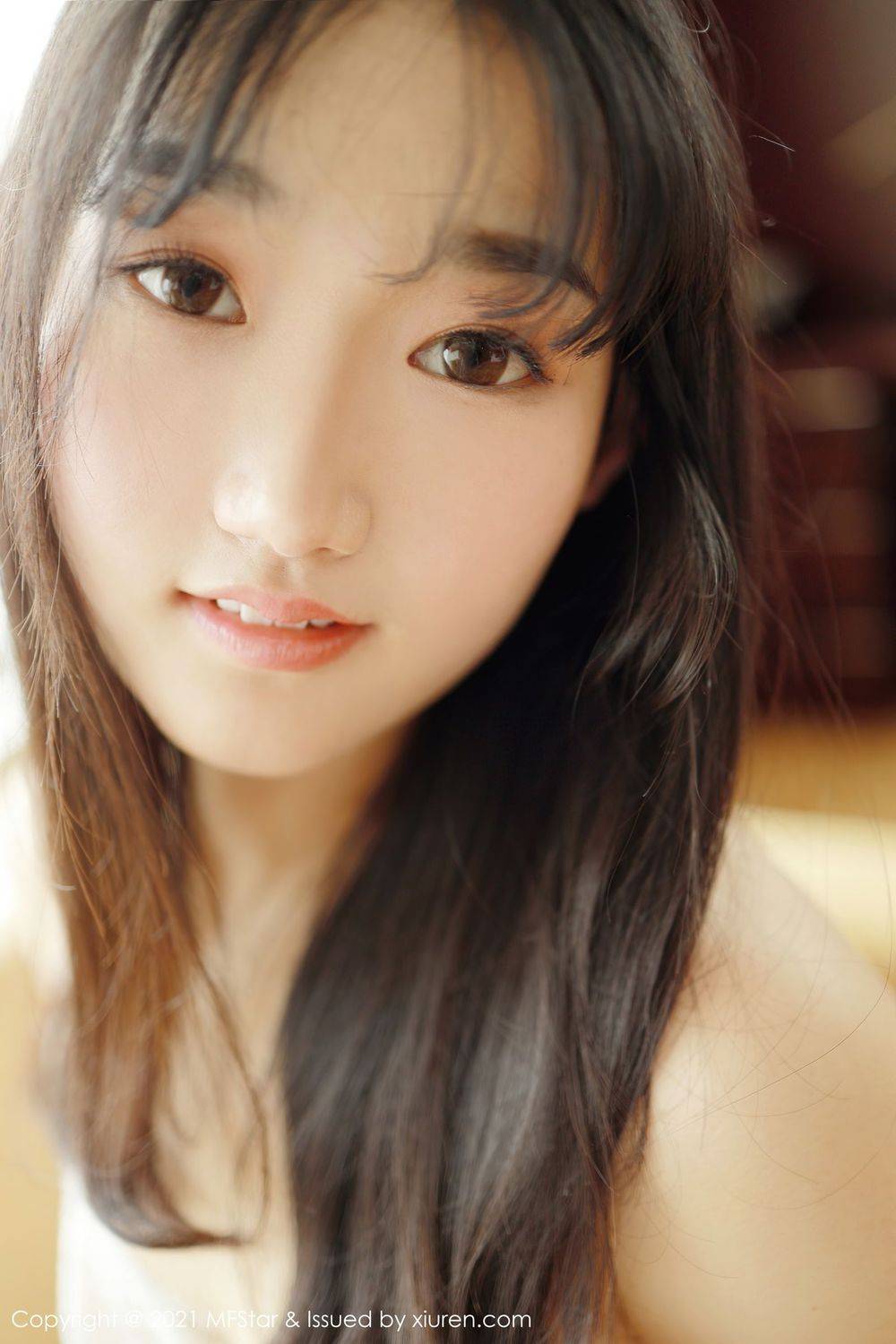 模范学院新人模特母崽崽轻薄服饰阳光午后性感魅力写真-30