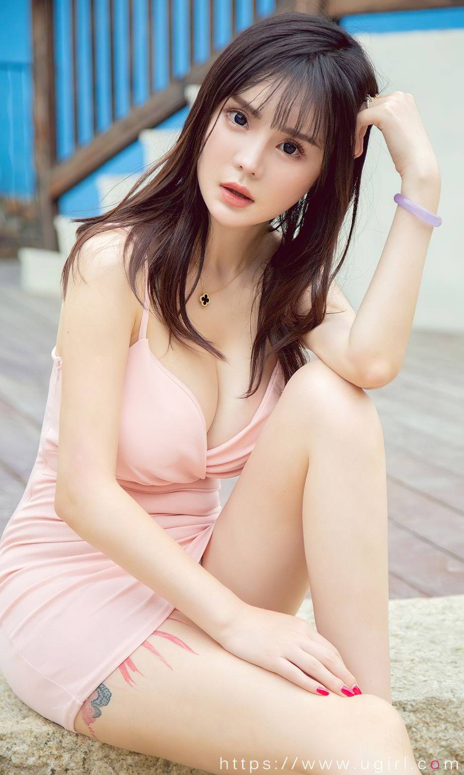 尤果圈美女模特颜瑜YuKi女王的锋芒似艳阳波涛胸涌性感写真-27