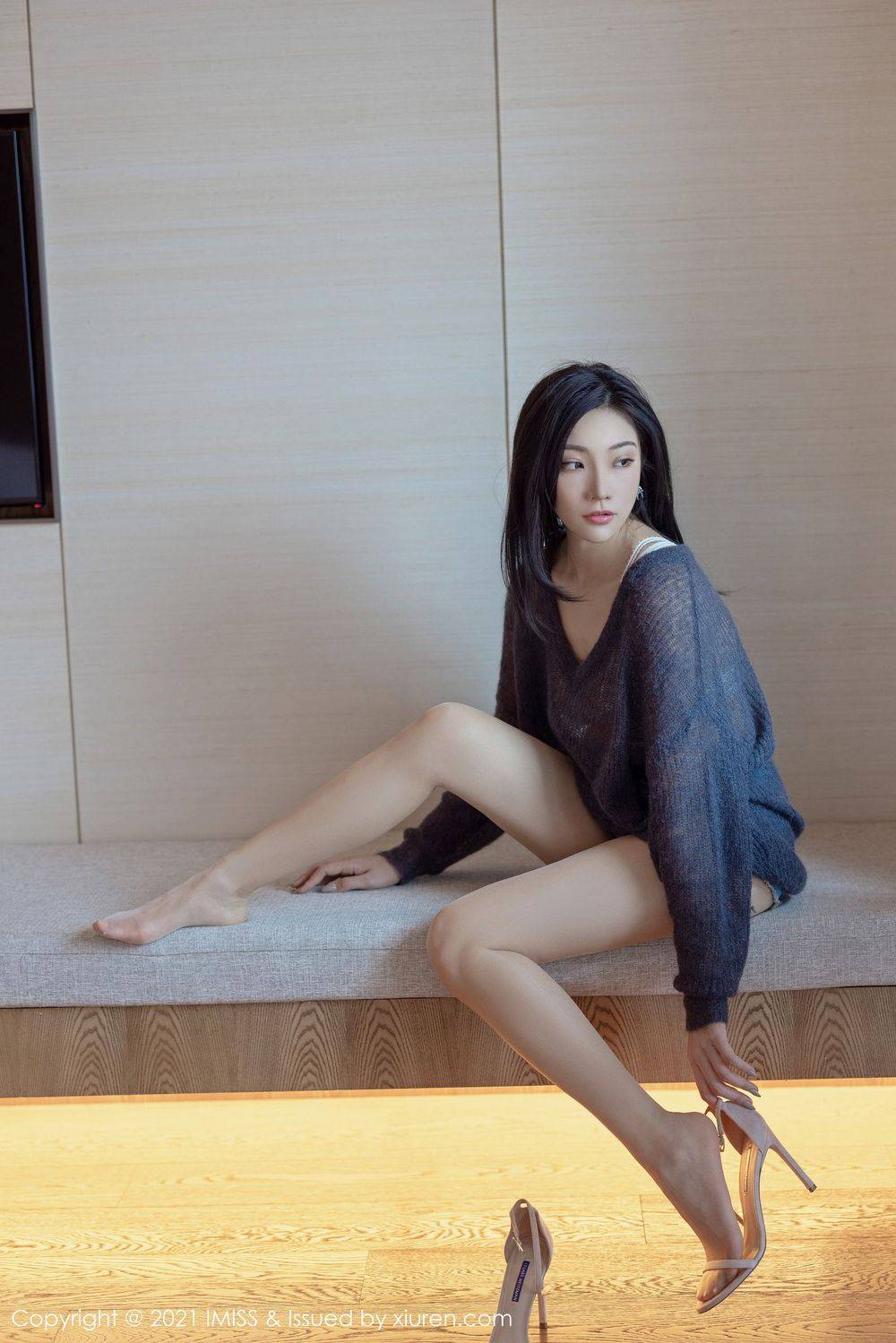 爱蜜社性感女神小狐狸Sica超短牛仔裤修长美腿系列时尚街拍-39