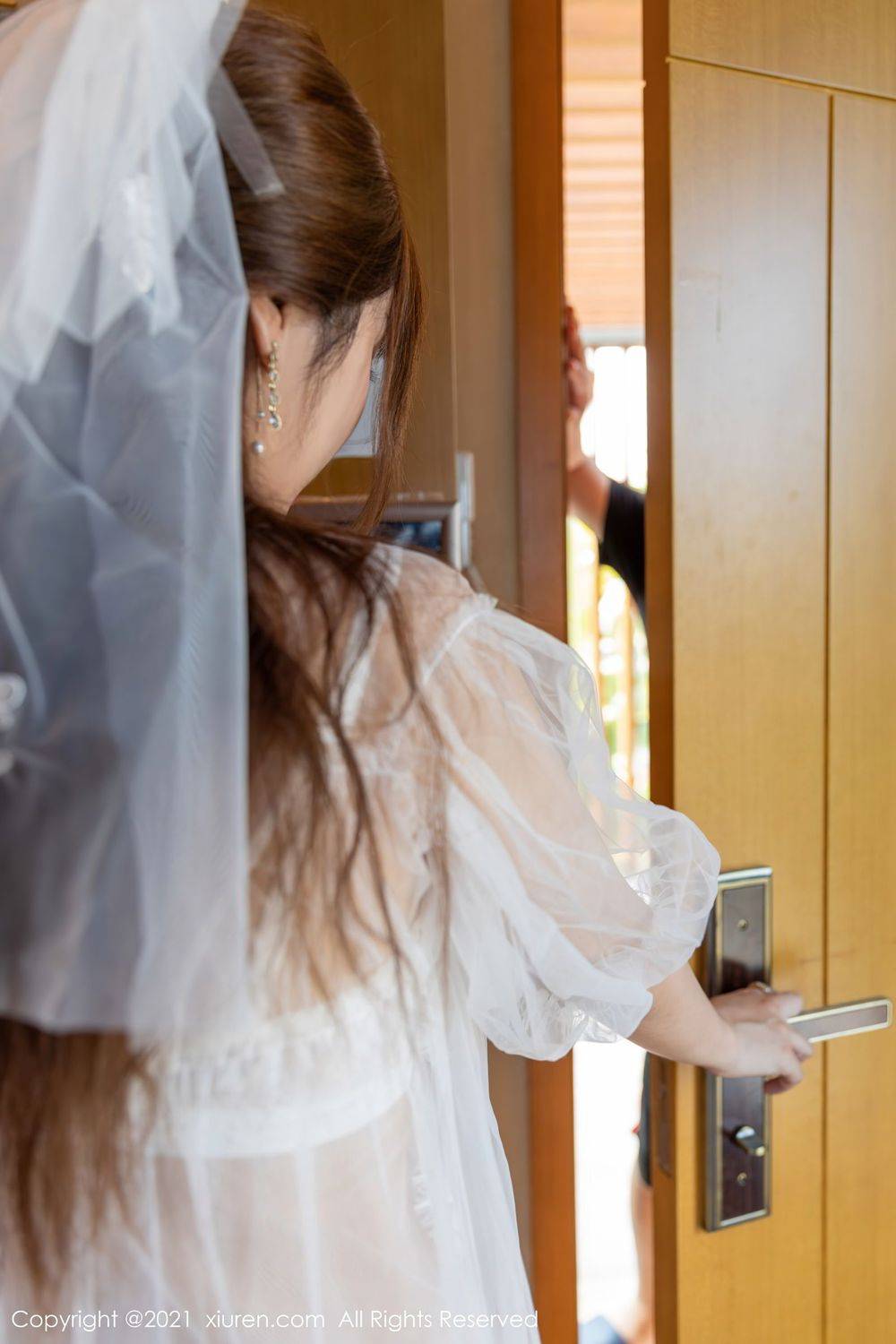 秀人网性感女神王雨纯婚纱剧情丝袜美腿内衣系列三亚旅拍-19