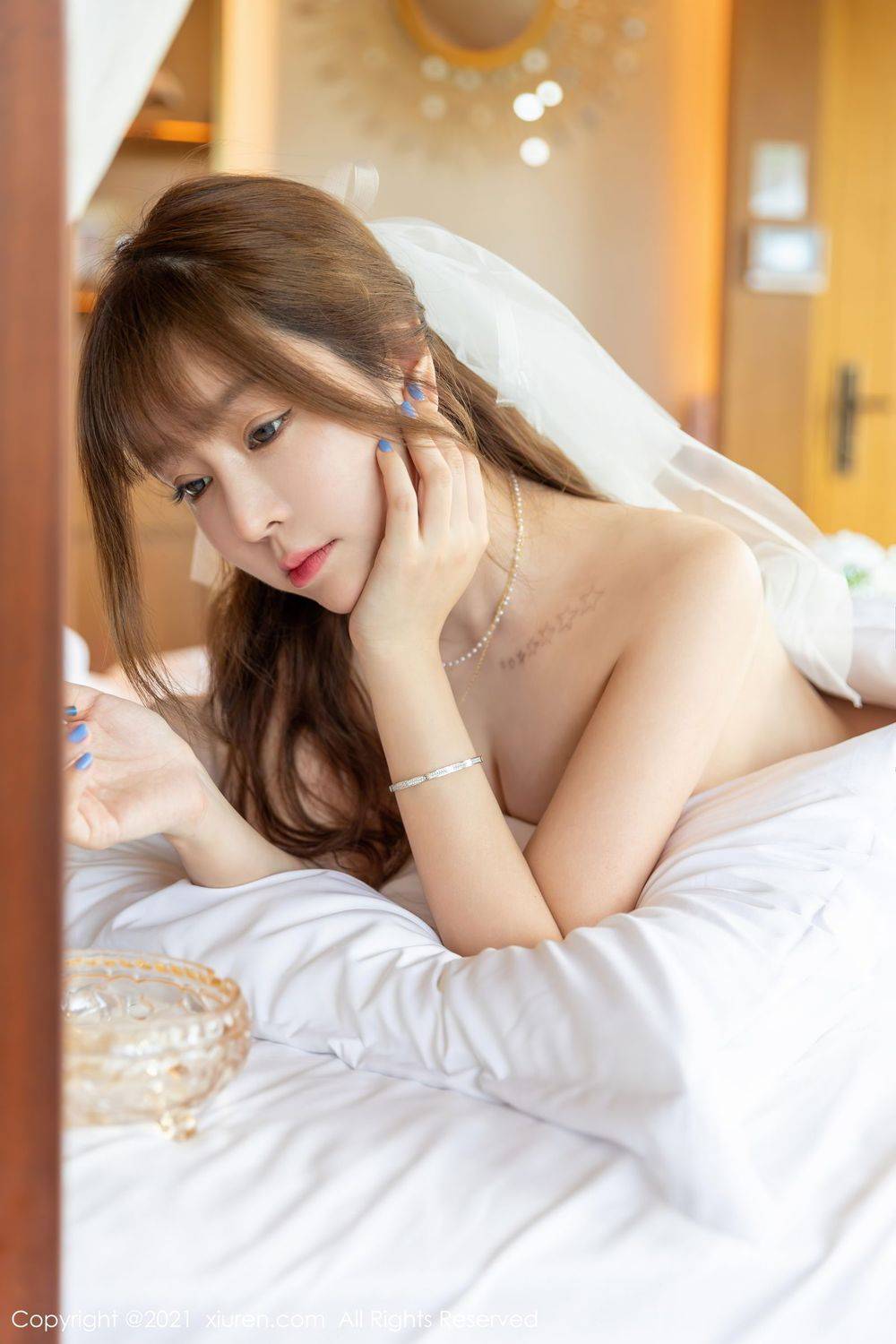 秀人网性感女神王雨纯婚纱剧情丝袜美腿内衣系列三亚旅拍-71