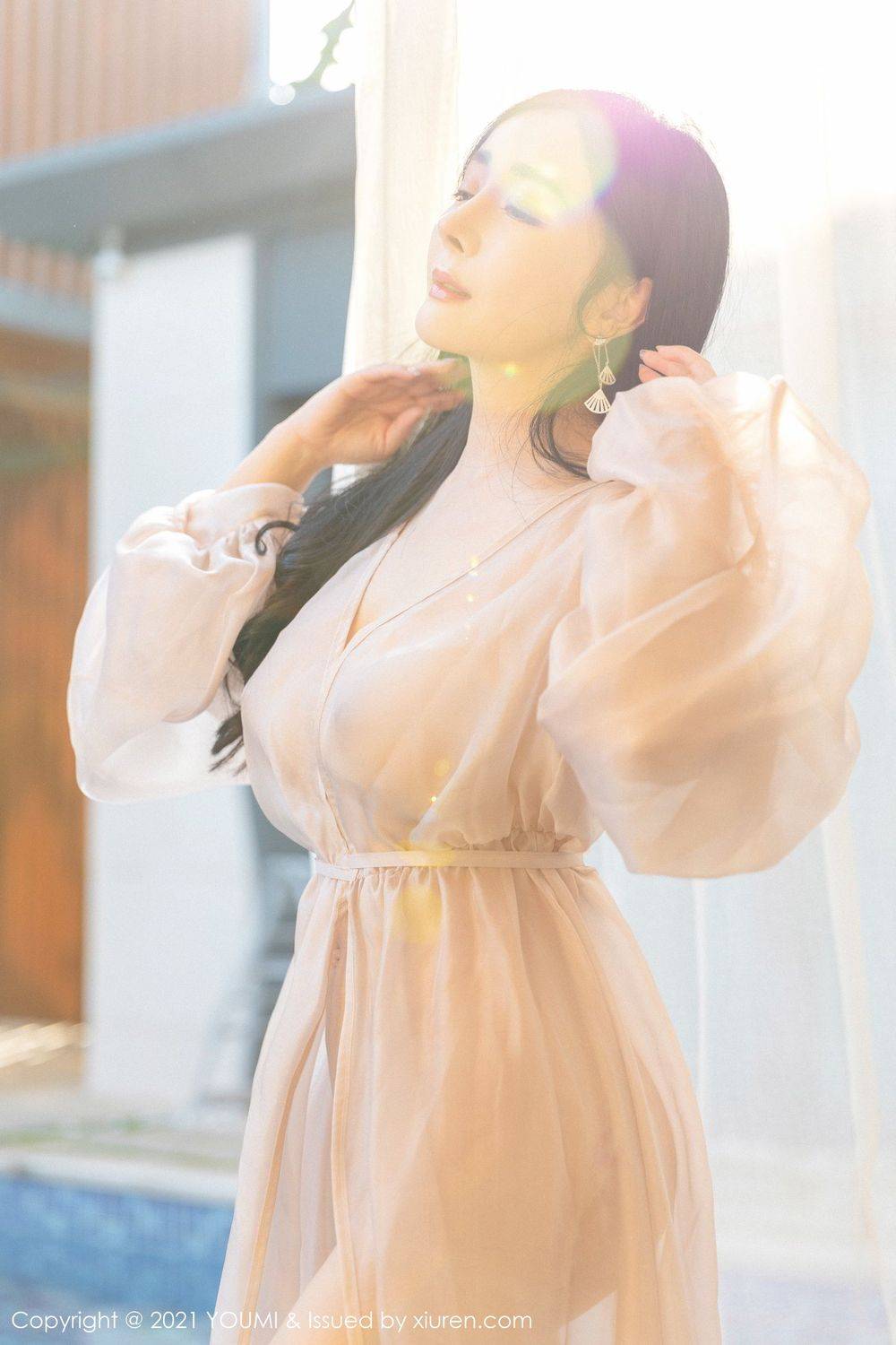 尤蜜荟美女模特允薾轻薄长裙波涛胸涌娇媚系列三亚旅拍-33