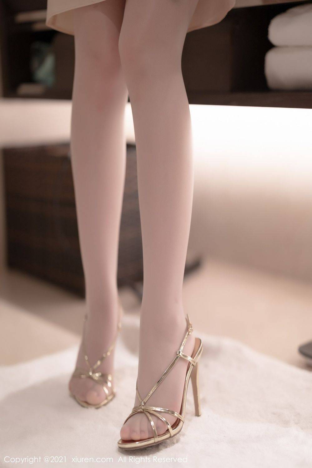 秀人网性感女神绯月樱Cherry典雅旗袍绝佳身材江浙沪旅拍-47