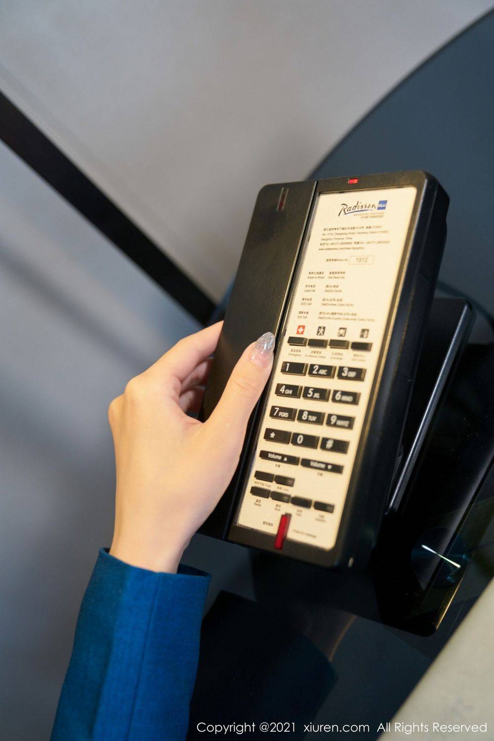 秀人网性感女神周于希Sandy家庭教师上门补习主题杭州旅拍