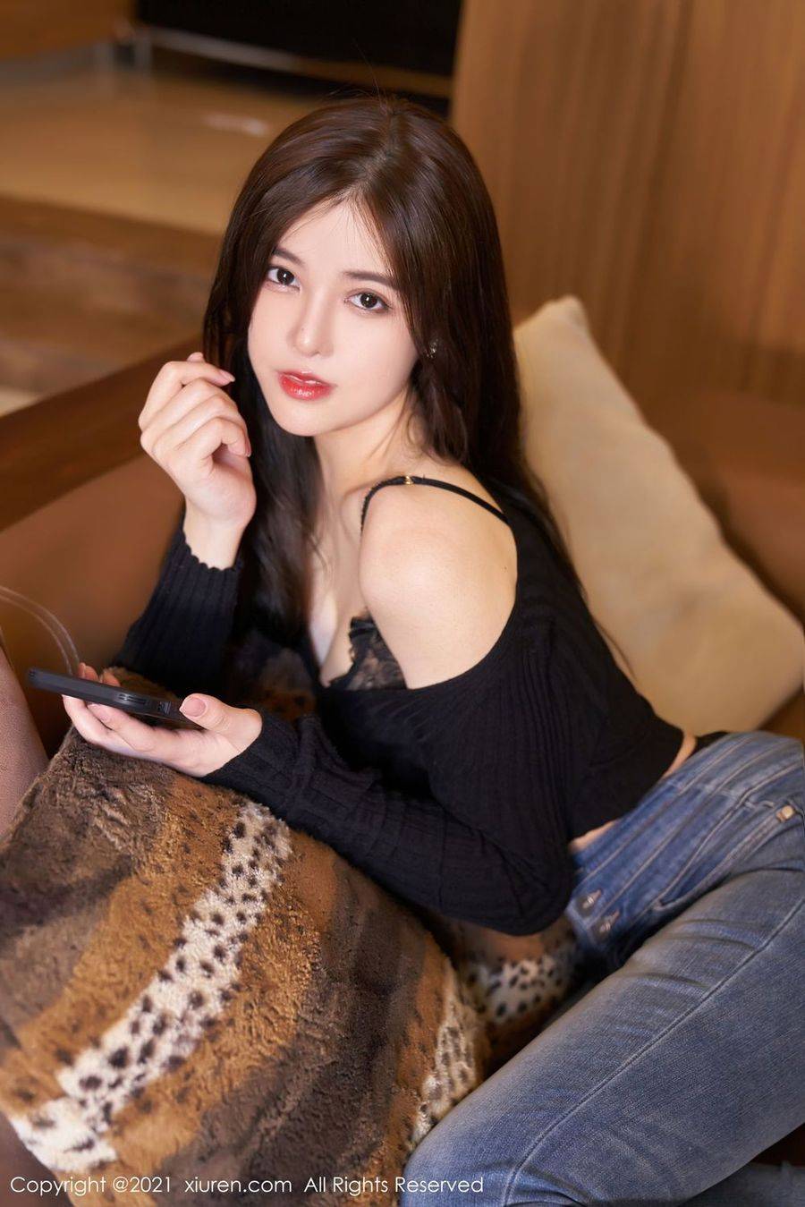 秀人网性感女神韩静安直爽牛仔裤与镂空内衣曼妙动人写真-9