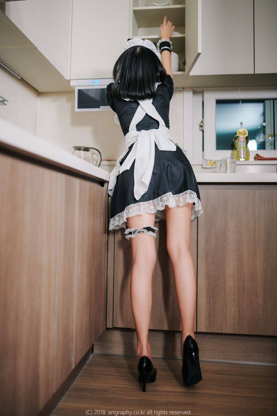 Artgravia美女模特姜仁卿白衬衫黑丝美腿职场OL女仆装性感写真-35