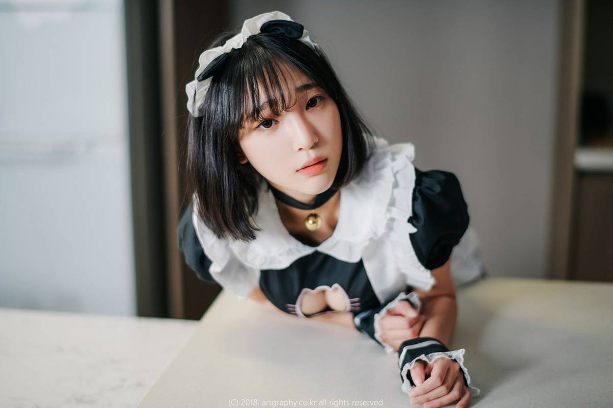 Artgravia美女模特姜仁卿白衬衫黑丝美腿职场OL女仆装性感写真-51