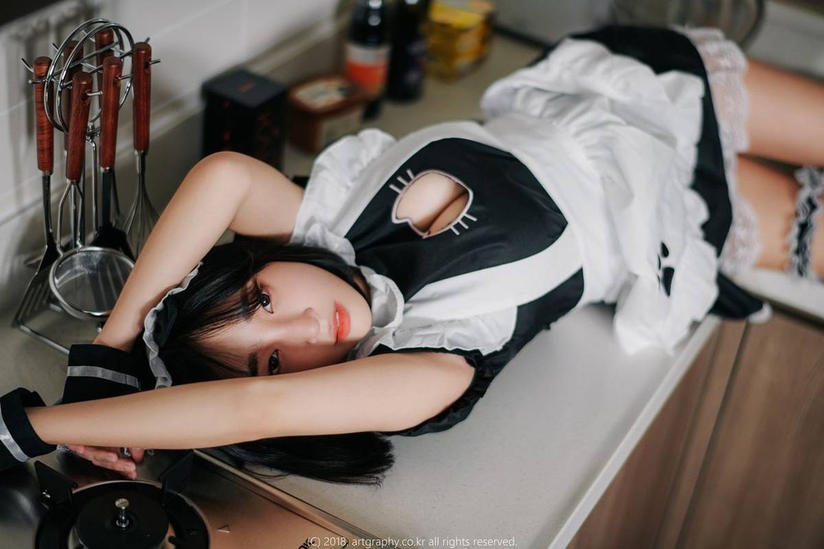 Artgravia美女模特姜仁卿白衬衫黑丝美腿职场OL女仆装性感写真-48