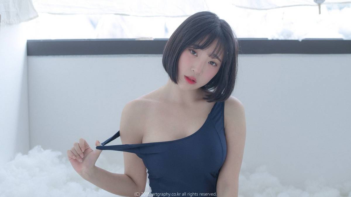 Artgravia美女模特姜仁卿白色死库水+黑色紧身衣完美身材套图-5