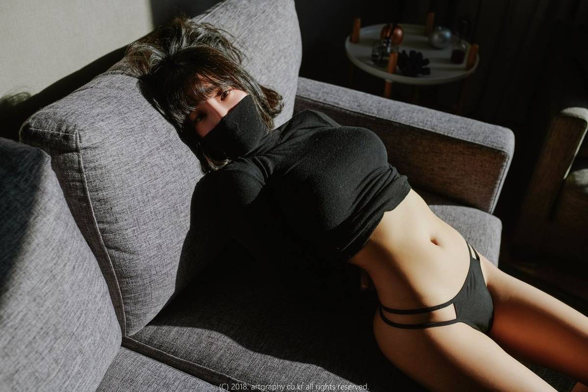 Artgravia美女模特姜仁卿白色死库水+黑色紧身衣完美身材套图-41