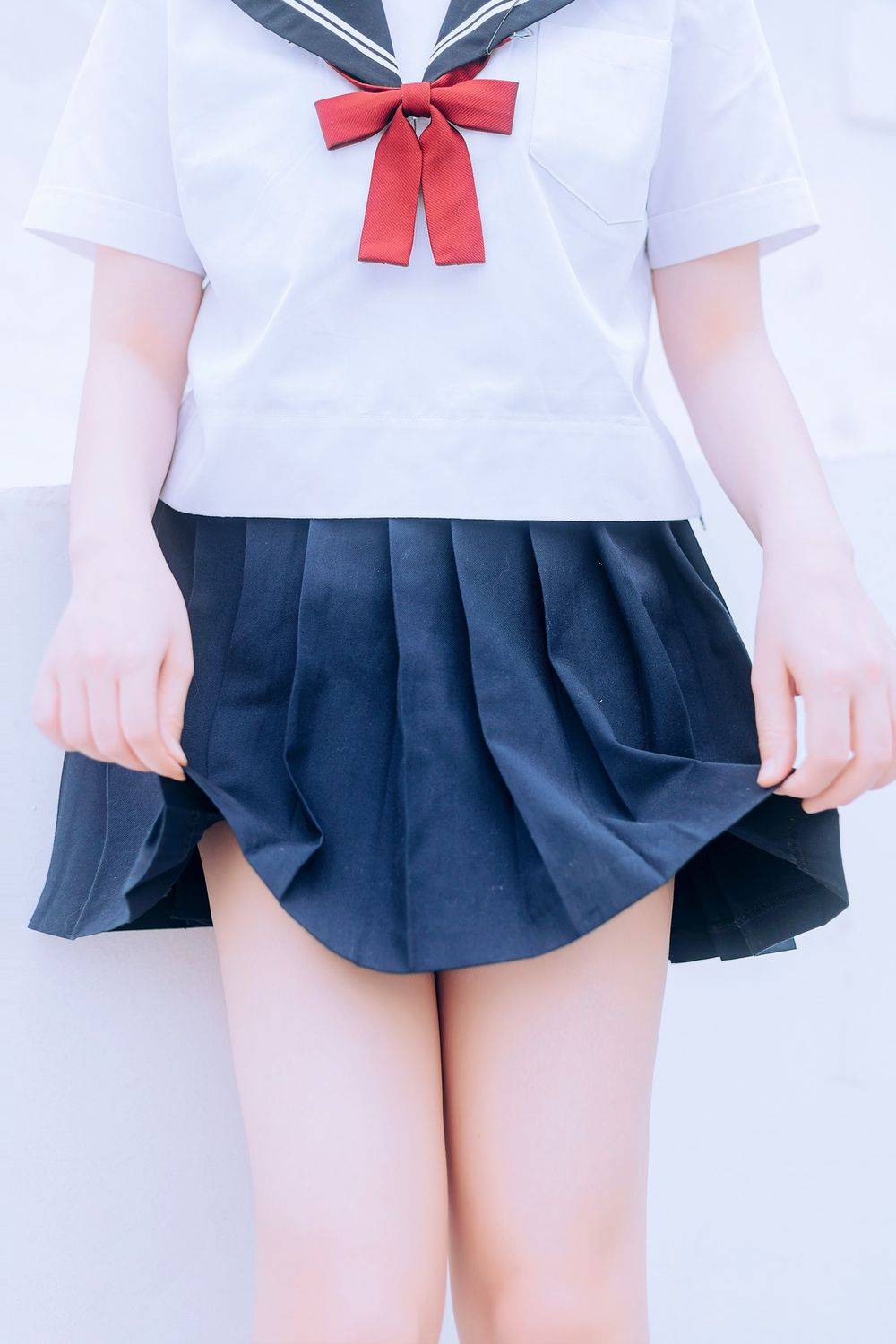 喵糖映画长发美女修长美腿JK制服户外草坪白嫩系列清纯写真-5