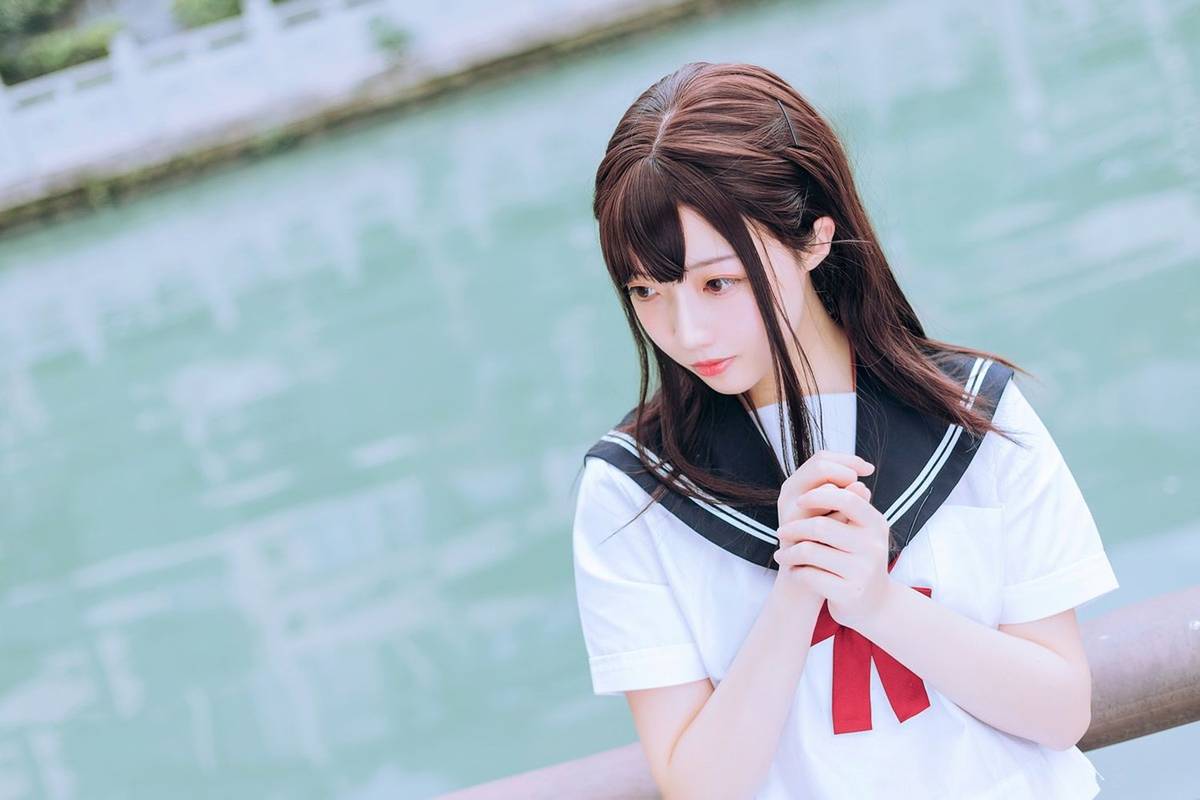 喵糖映画长发美女修长美腿JK制服户外草坪白嫩系列清纯写真-16