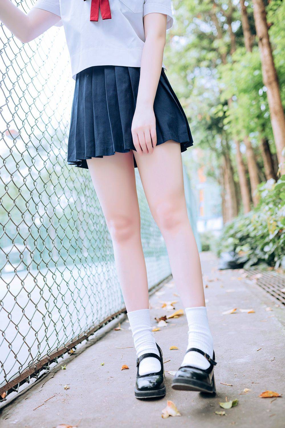 喵糖映画长发美女修长美腿JK制服户外草坪白嫩系列清纯写真-19