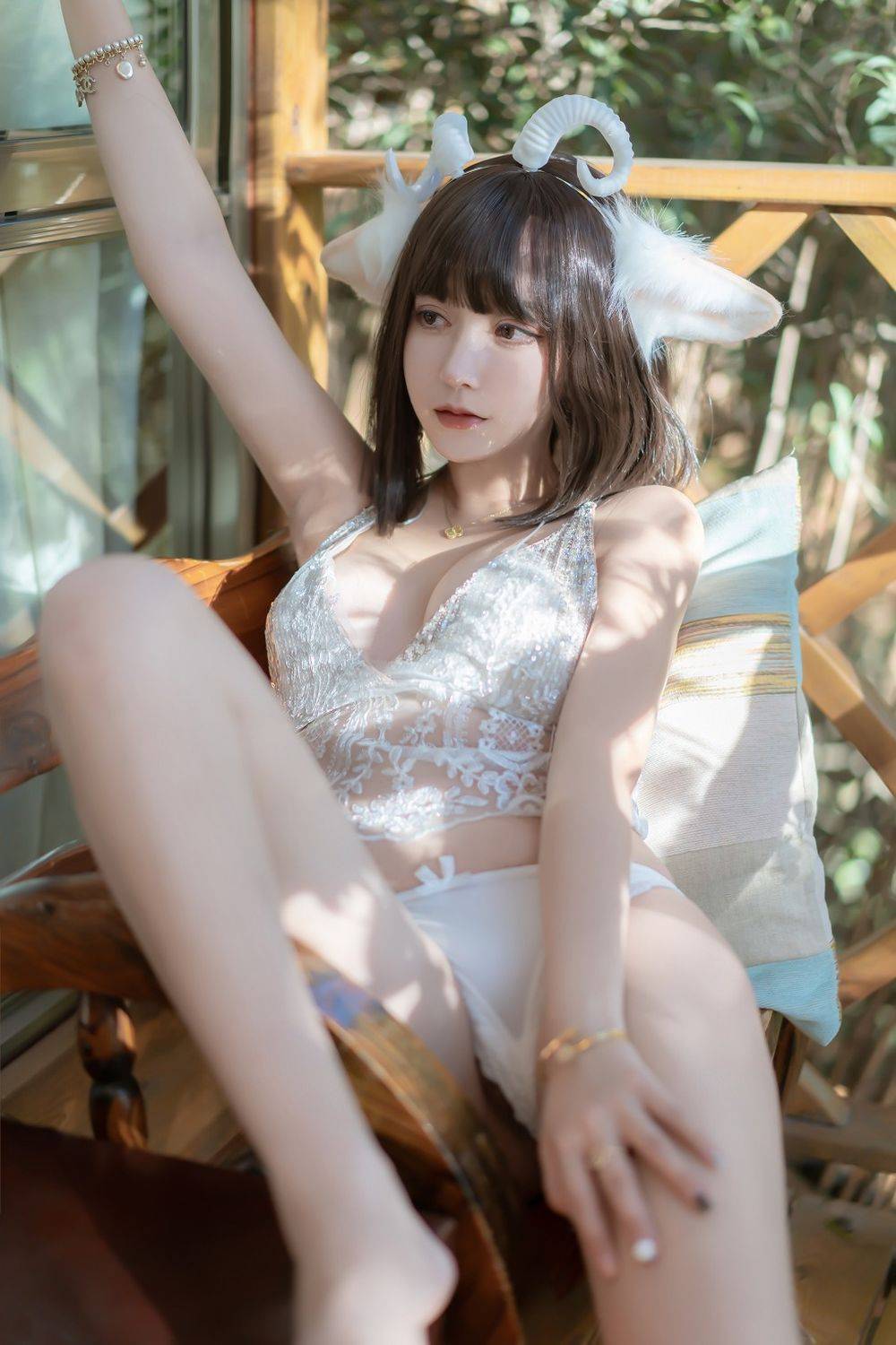 斗鱼美女主播过期米线线喵性感服饰小羊装扮居家私房美图-35