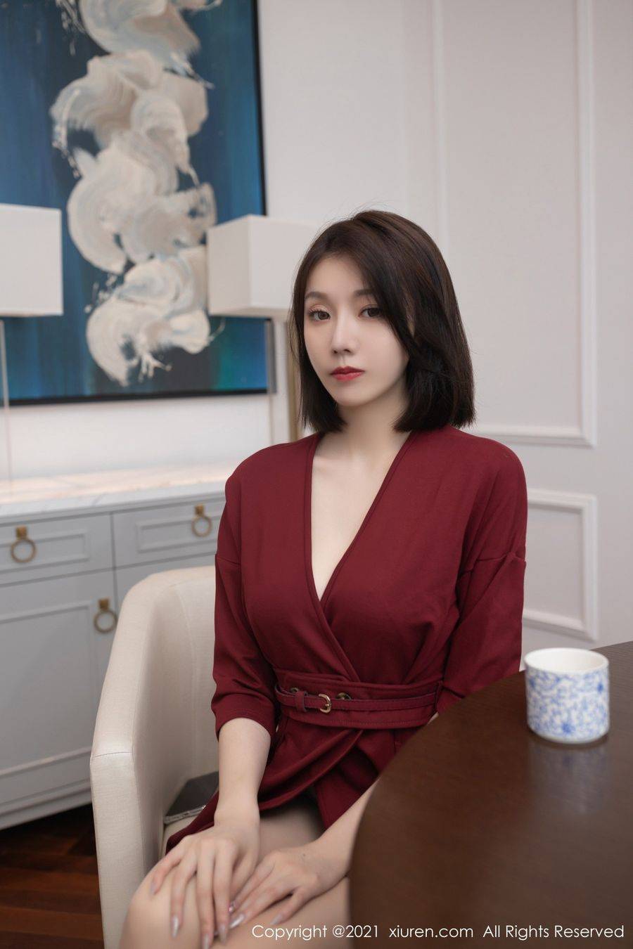 秀人网美女模特安然Maleah丝袜美腿短发人妻系列性感写真-17