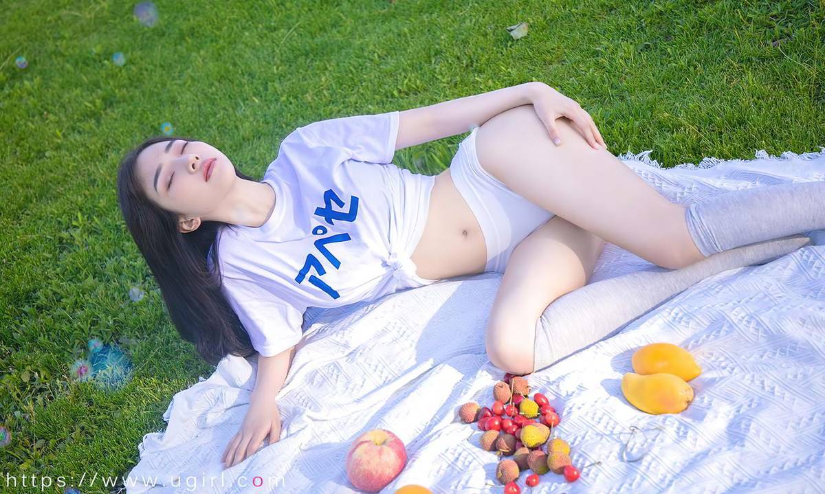 尤果圈美女模特西门小玉青春毕业季来临主题清纯户外写真-34