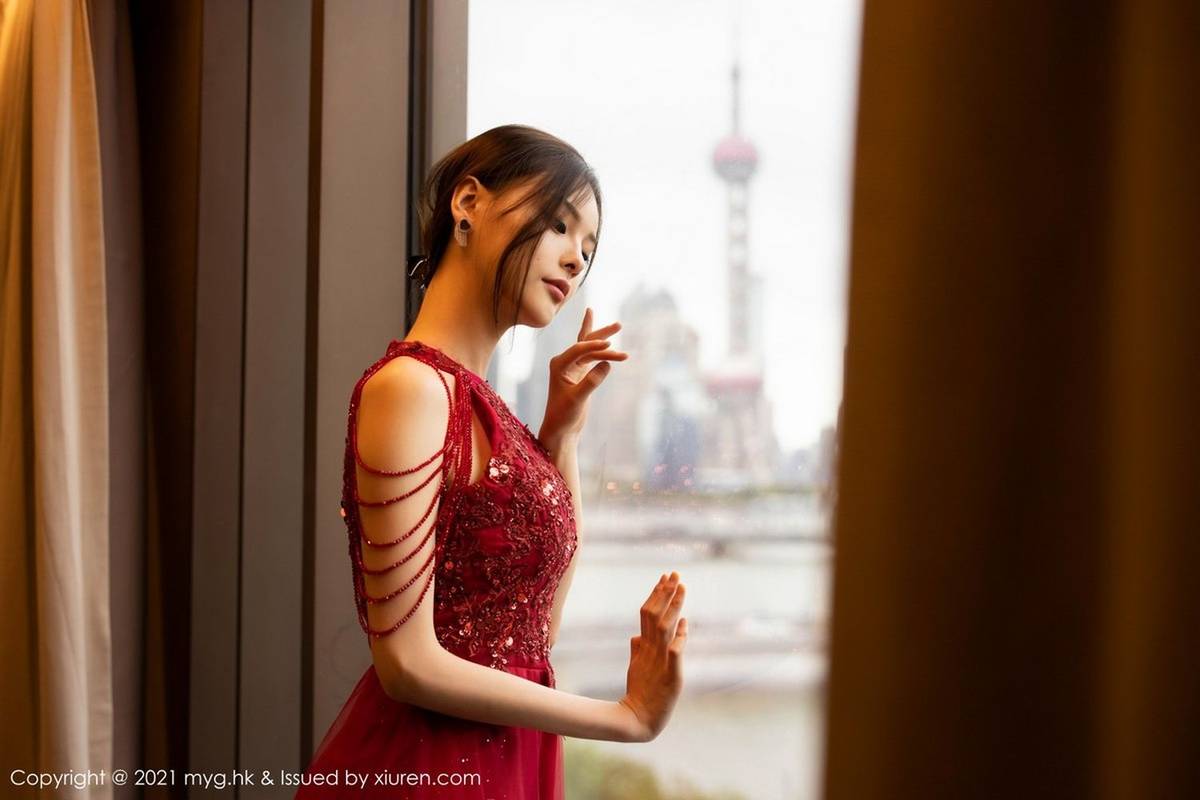 美媛馆美女模特小夕juju猩红长裙迷人内衣系列江浙沪旅拍-16