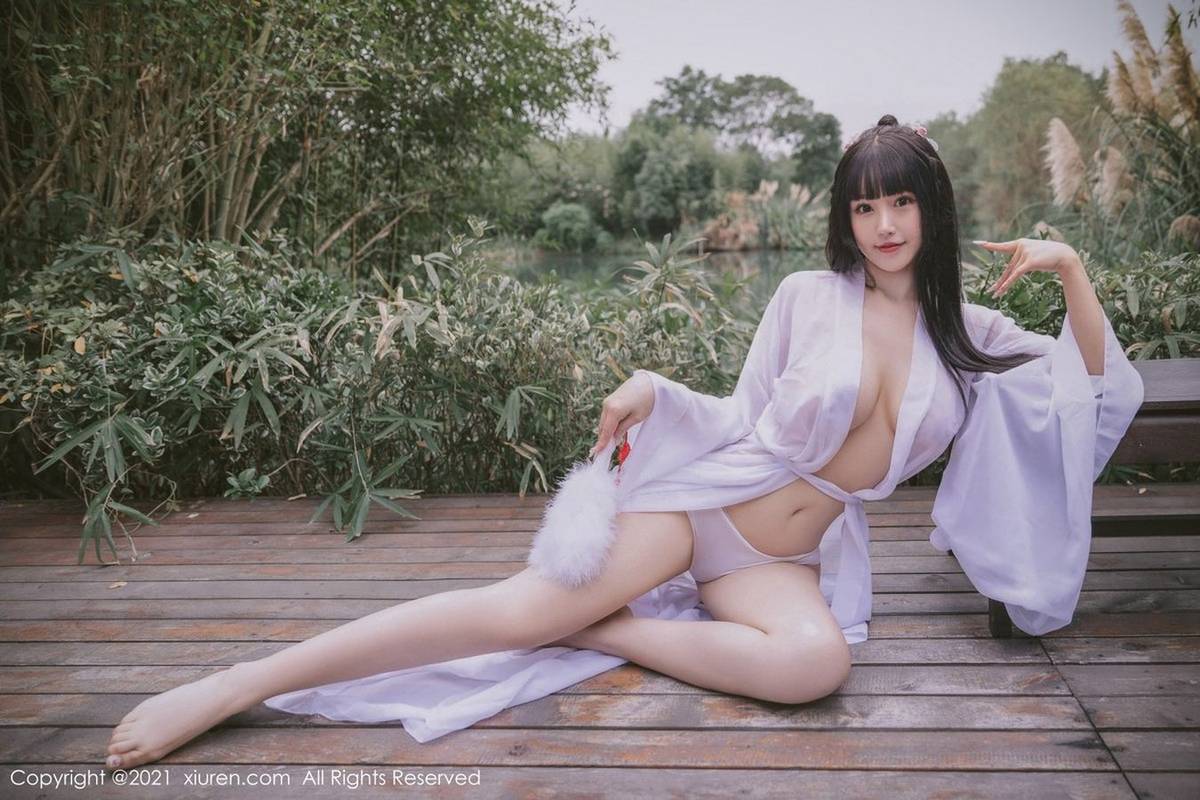 秀人网性感女神Flower朱可儿丰腴身段薄纱古风外拍私房写真-26