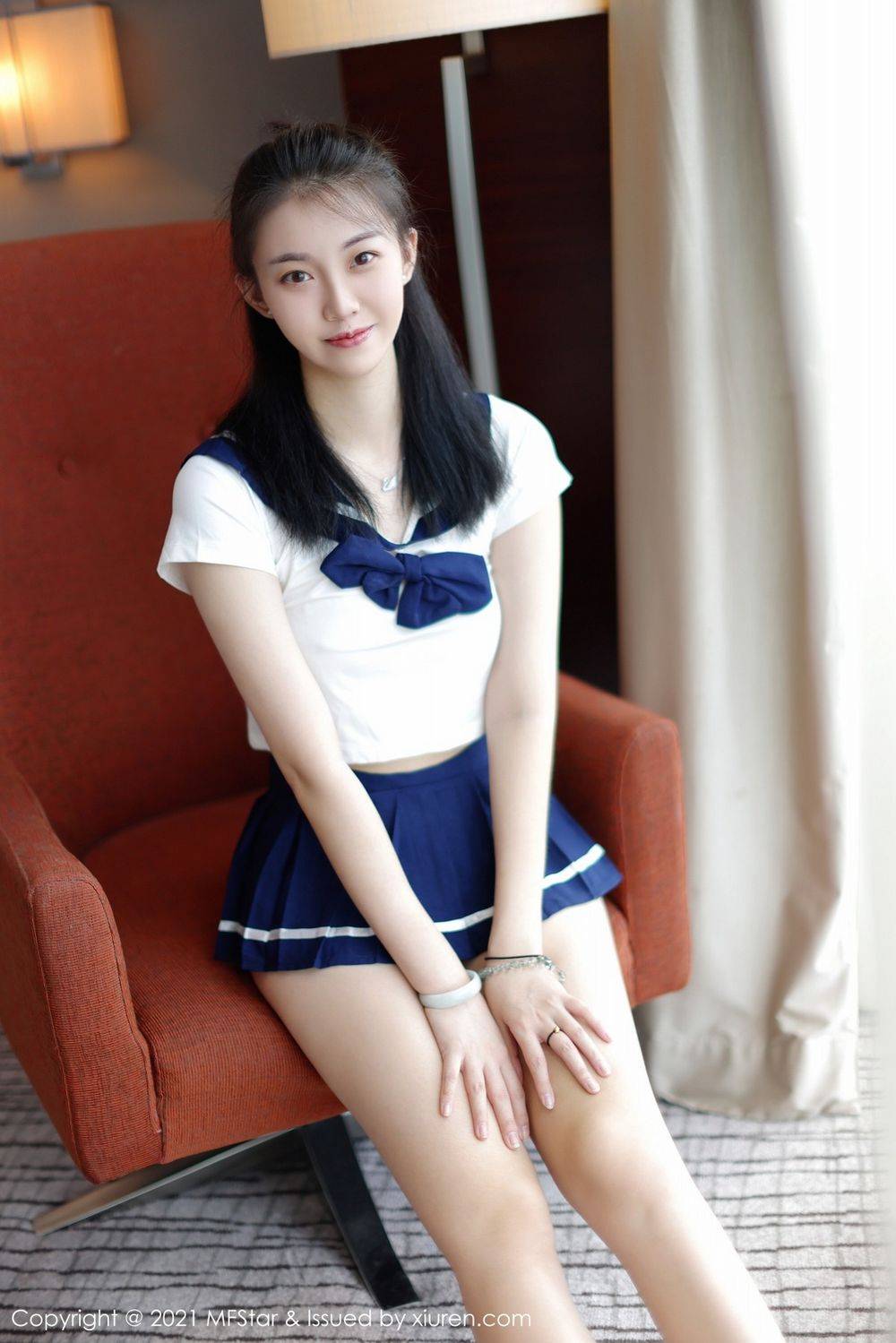 模范学院新人模特一颗甜蛋黄a面容清秀JK制服系列性感写真