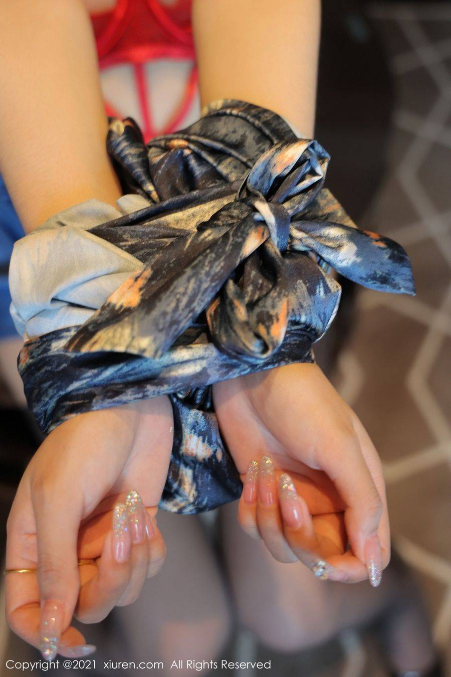 秀人网丽质模特周慕汐fairy猩红诱人内衣蓝色OL系列性感写真-42