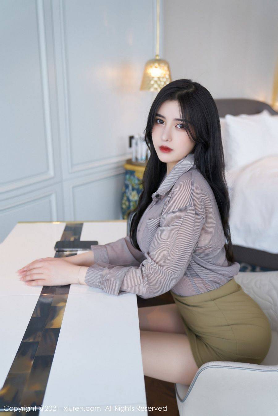 秀人网美女模特韩静安黑丝美腿职场OL内衣魅惑系列大理旅拍-30