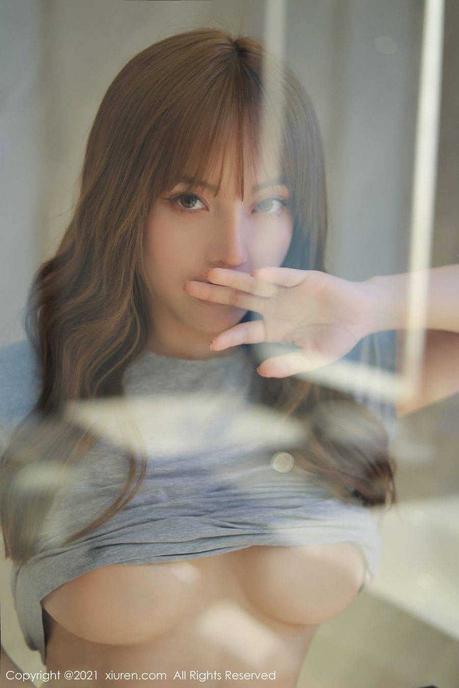 秀人网宅男女神豆瓣酱诱人身段丝袜美腿浴室场景性感写真-41