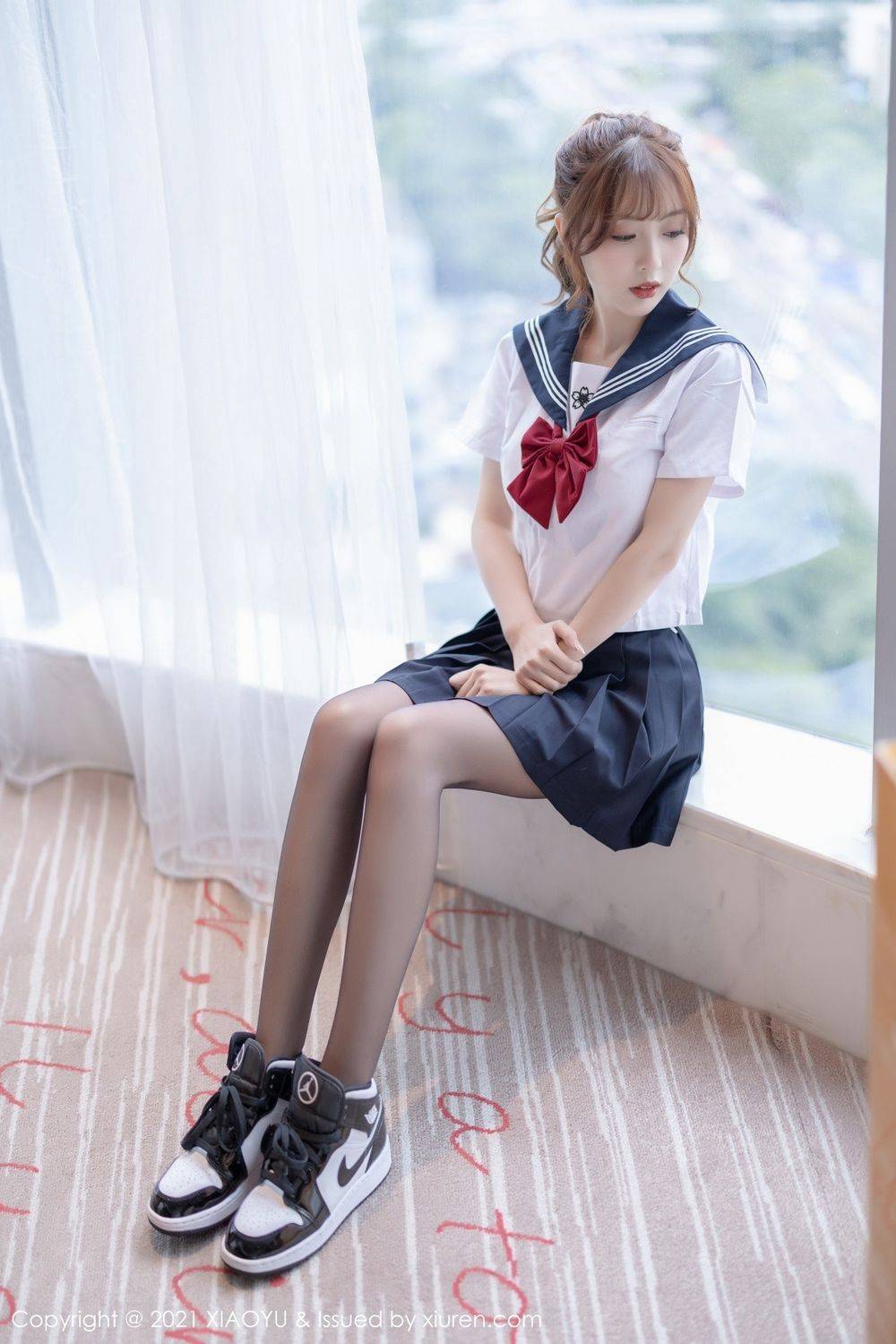 语画界美女模特林星阑黑丝美腿JK制服娇媚系列性感写真-7