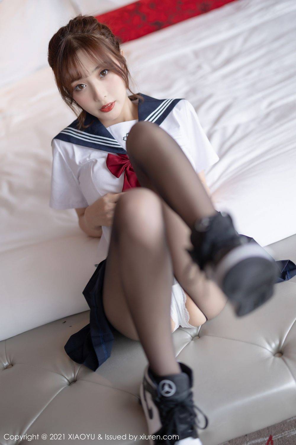语画界美女模特林星阑黑丝美腿JK制服娇媚系列性感写真-23