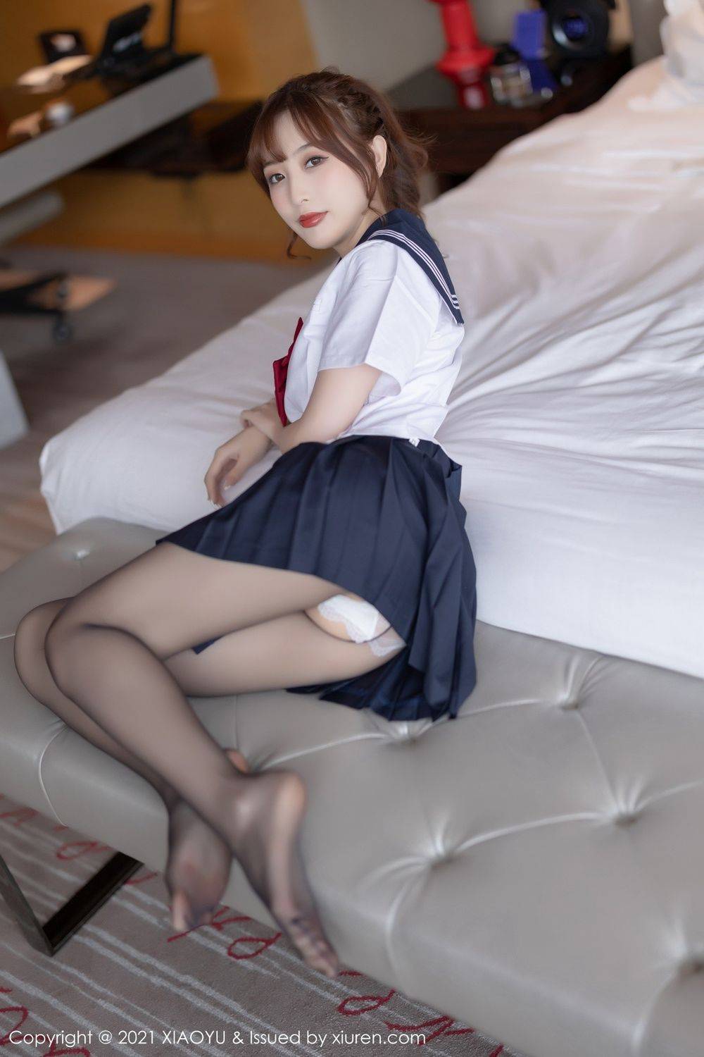 语画界美女模特林星阑黑丝美腿JK制服娇媚系列性感写真-27