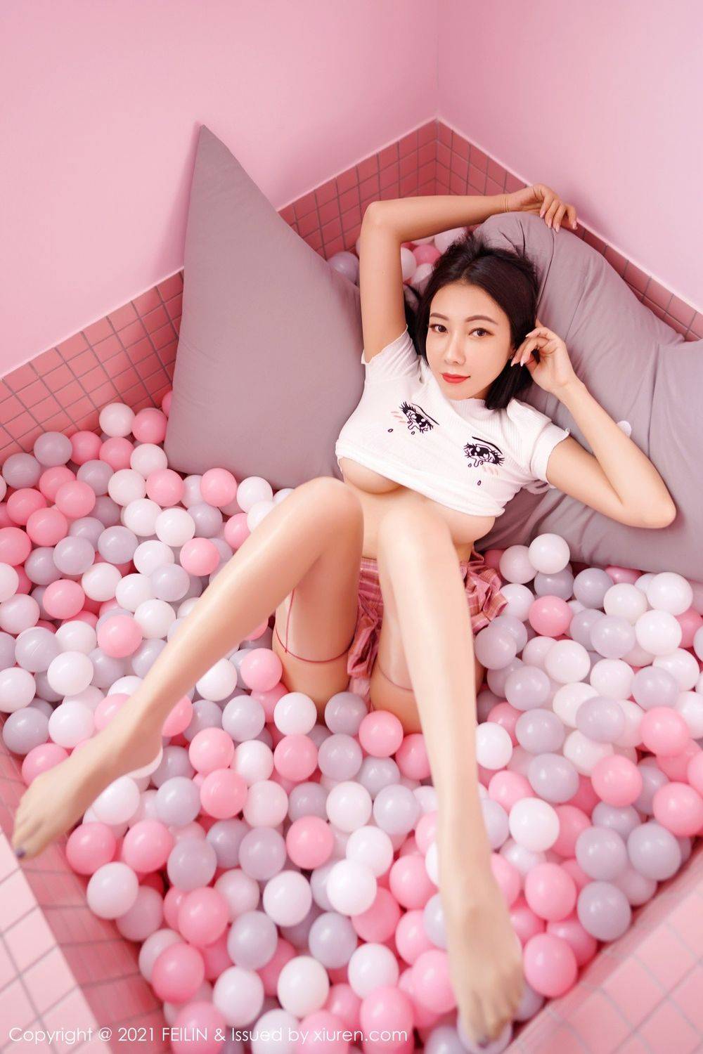 嗲囡囡美女模特果儿Victoria黑丝美腿御姐气息性感撩人写真-2