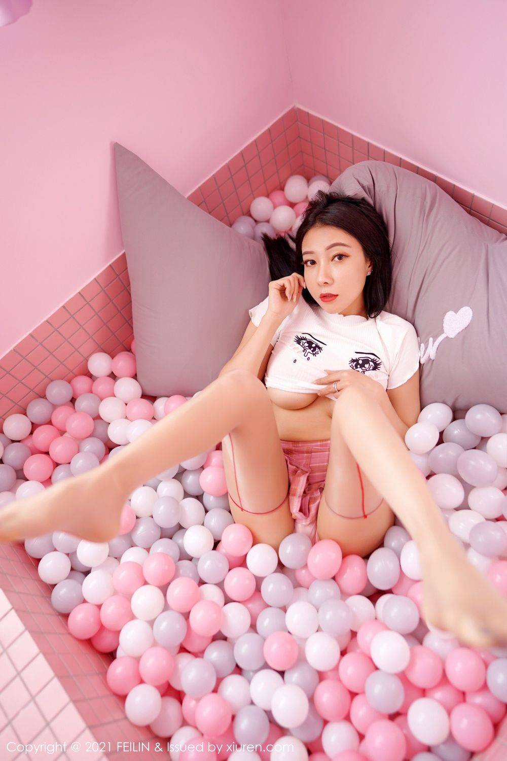 嗲囡囡美女模特果儿Victoria黑丝美腿御姐气息性感撩人写真-6