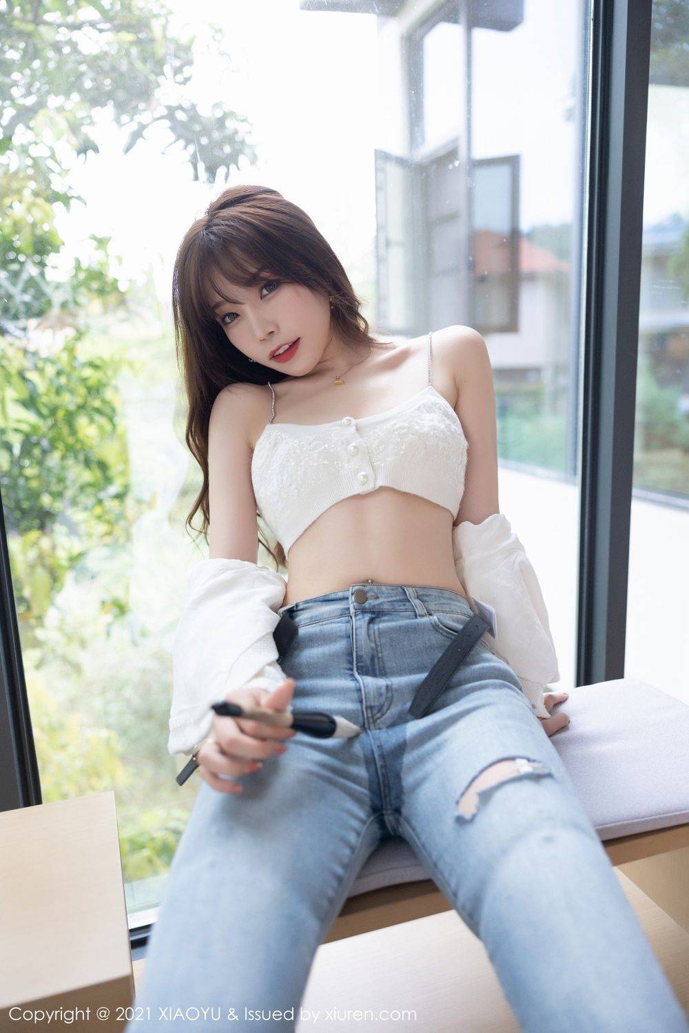 语画界性感女神芝芝Booty丝袜美腿与直爽牛仔裤系列私房写真-29