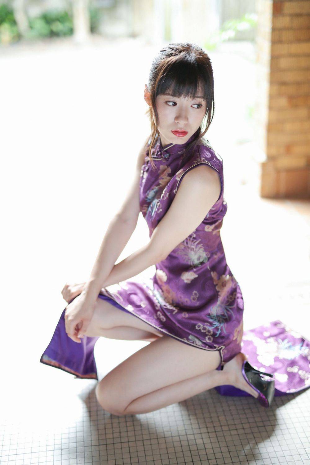 日本美女生田衣梨奈高开叉旗袍+海边比基尼系列性感写真-11