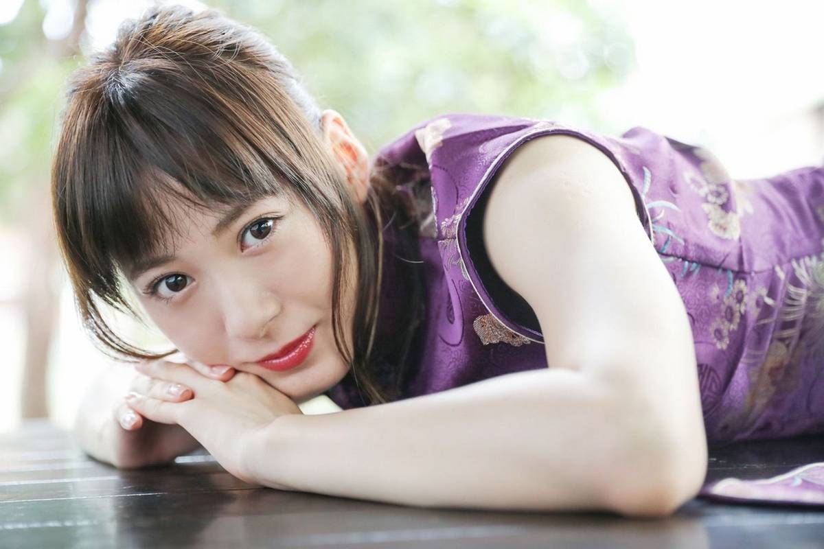 日本美女生田衣梨奈高开叉旗袍+海边比基尼系列性感写真-21