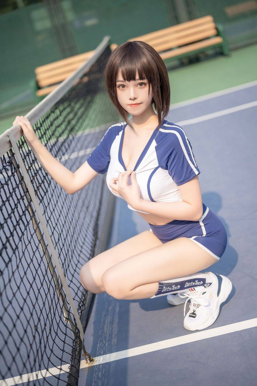 萌系小姐姐蜜汁猫裘清凉体操服运动场挥汗如雨系列写真-13