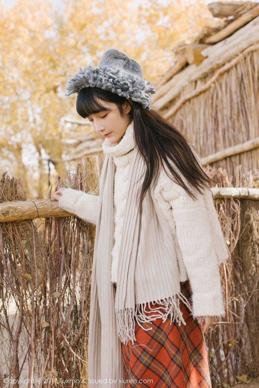 Tukmo兔几盟美女主播之应西北沙漠边小清新系列首套写真-39