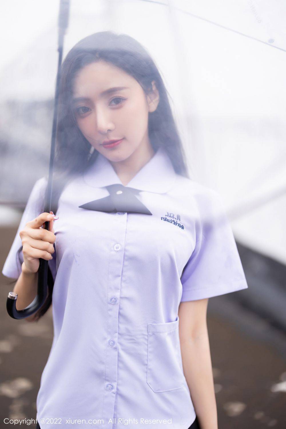 秀人网性感女神王馨瑶yanni端庄气质搭配黑色短裙制服写真-6