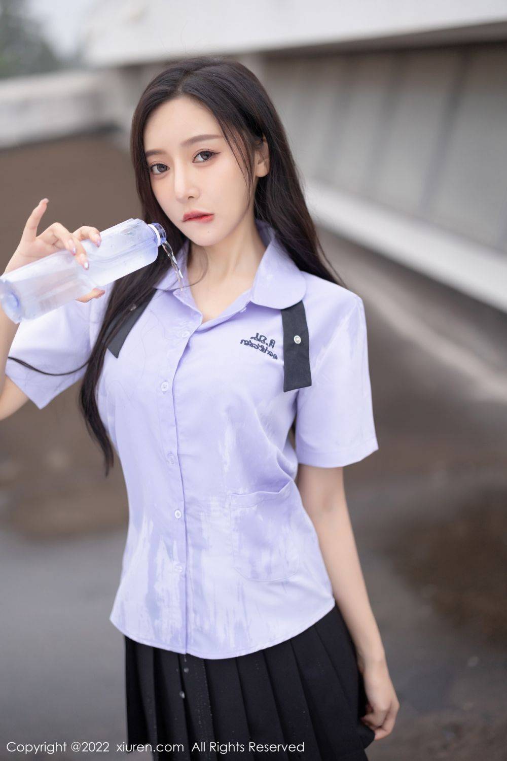 秀人网性感女神王馨瑶yanni端庄气质搭配黑色短裙制服写真-24